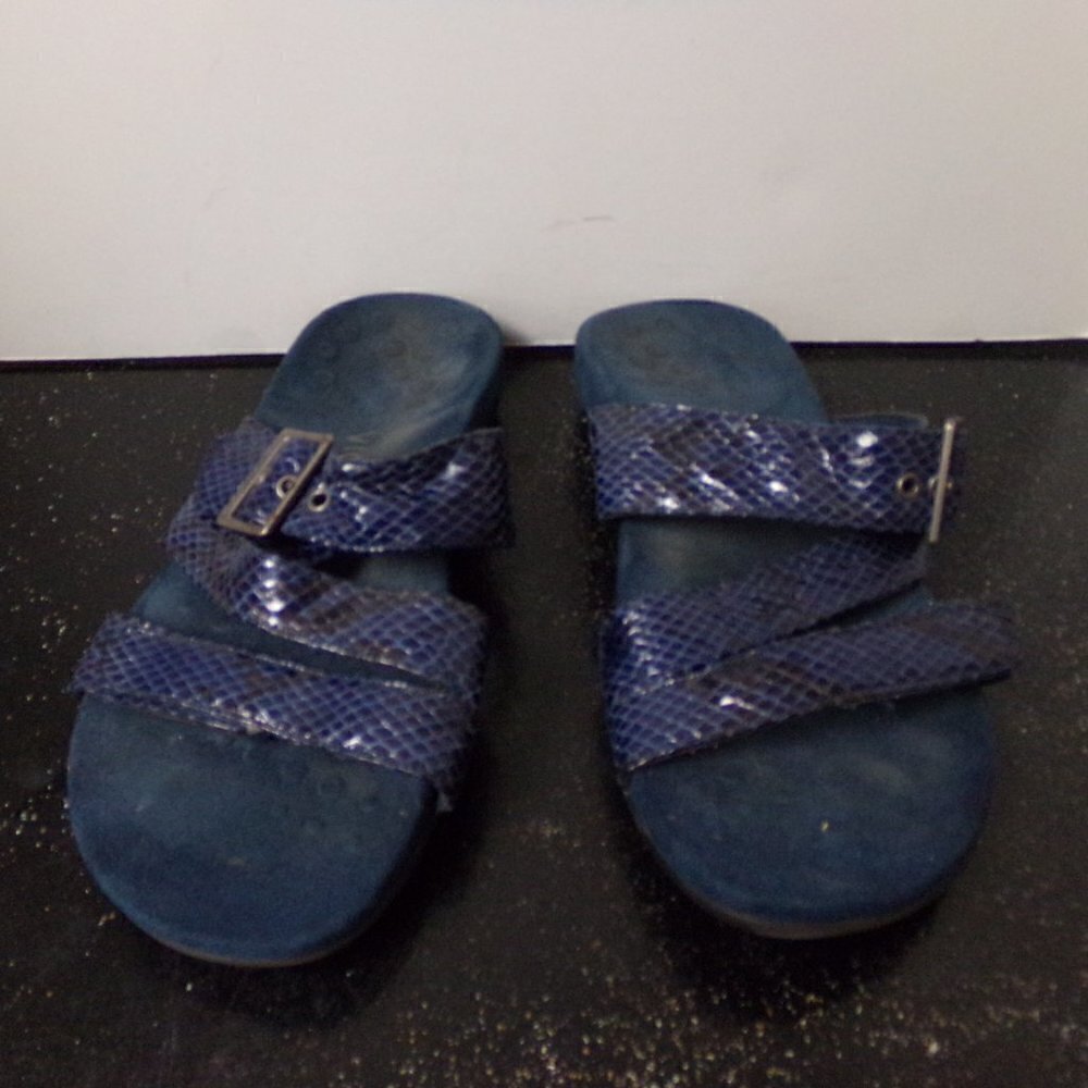 Vionic Skylar Blue Sandals